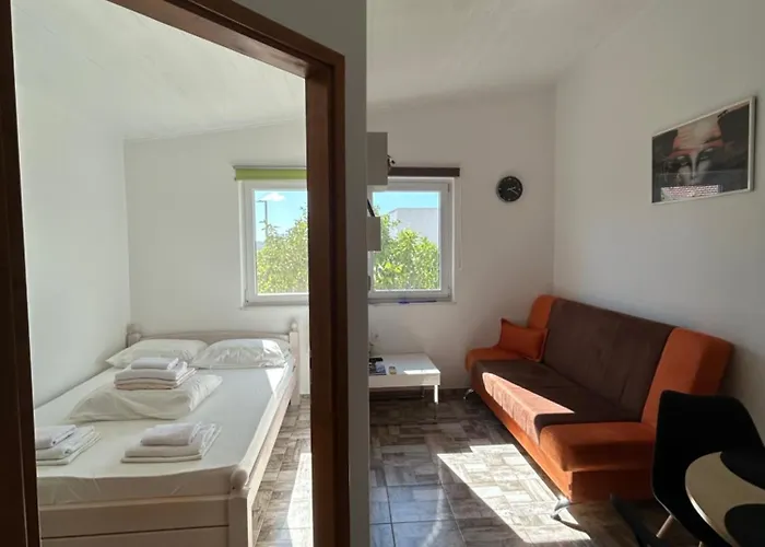 Apartament Simi *